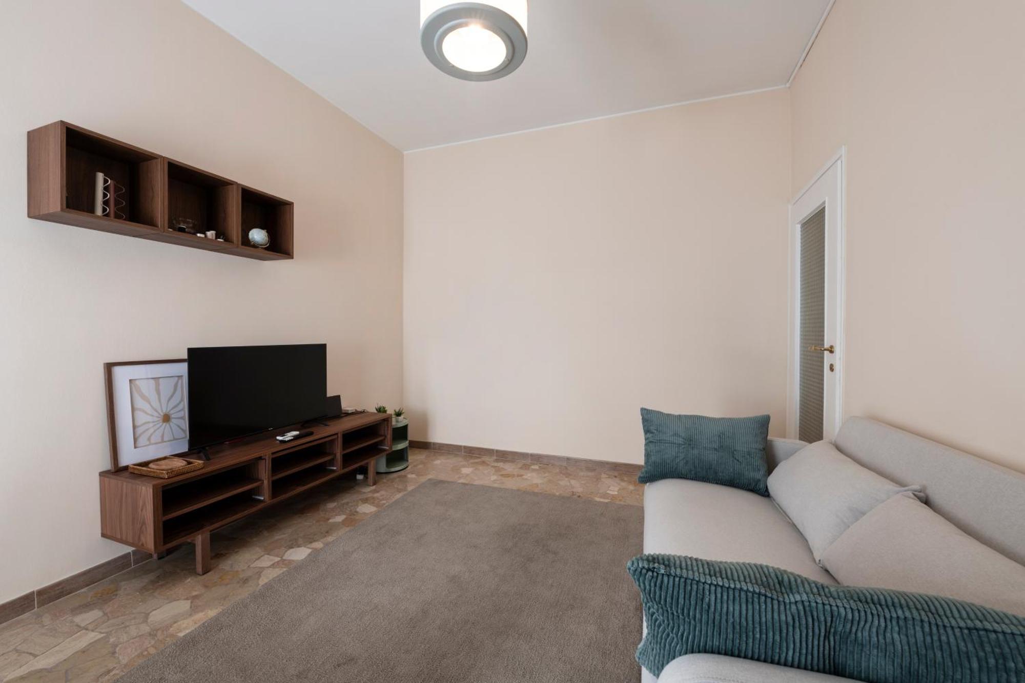 Predabissi- 7sundays Apartment *